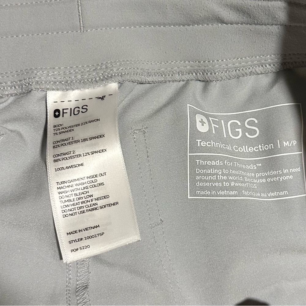 Figs High Waisted Scrubs Pants.